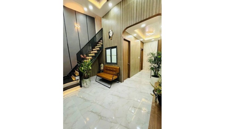 Bán Nhà Lê Thị Bạch Cát Phường 11 Quận 11.