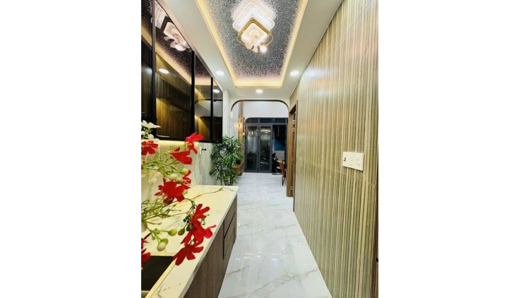Bán Nhà Lê Thị Bạch Cát Phường 11 Quận 11.