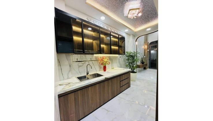 Bán Nhà Lê Thị Bạch Cát Phường 11 Quận 11.