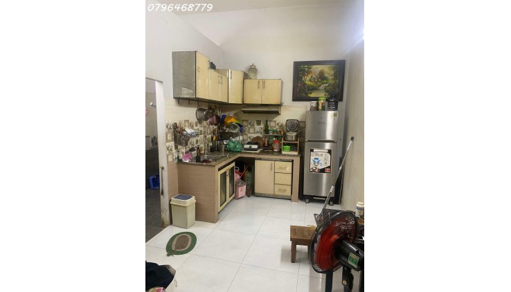 Cho thuê nguyên căn Trần  Xuân Soạn. Q7-  80m2- 2PN- nhà mới - giá 10tr/th