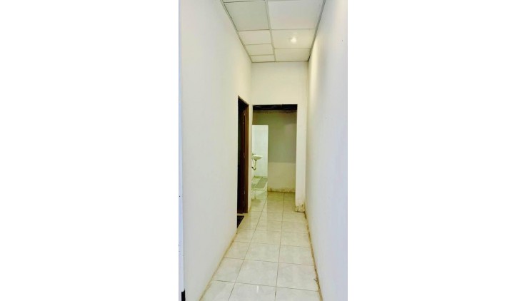 TÂN HƯƠNG - HẺM XE HƠI THÔNG - NHÀ C4 52M 2 TẦNG NHỈNH 5 TỶ