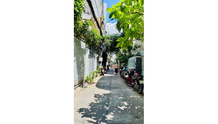 TÂN HƯƠNG - HẺM XE HƠI THÔNG - NHÀ C4 52M 2 TẦNG NHỈNH 5 TỶ