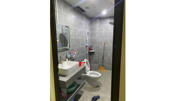 Nhà Nơ Trang Long,P.12 ,2 tầng 73m2, 4.2x17m, HXH sát, hoàn công