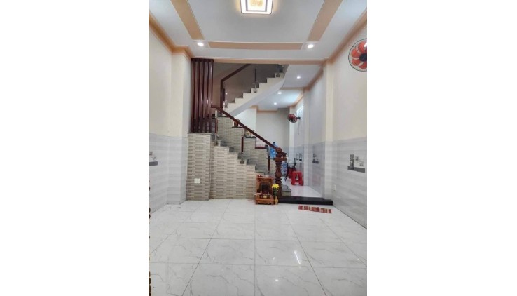 Chủ định cư cần bán nhà phường 15,Gò Vấp, 4pn,Full nội thất, gần 120m2 SD, chỉ 4.X TỶ
