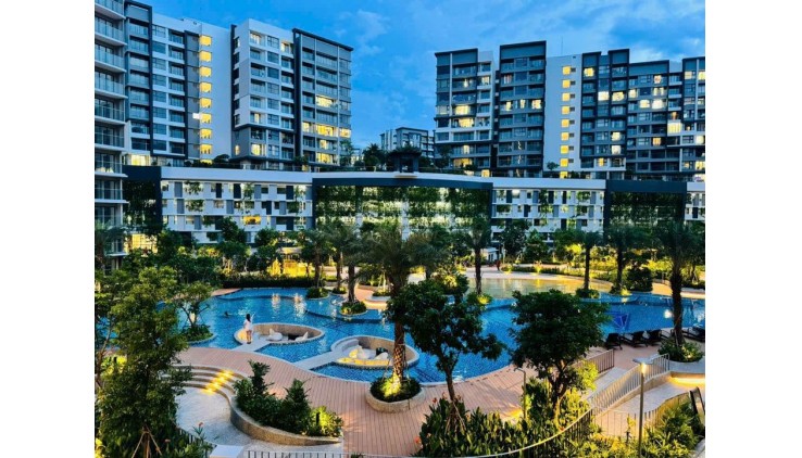 Căn hộ 2 Phòng Ngủ - Diamond Centery, Celadon City - 18 Triệu/Tháng