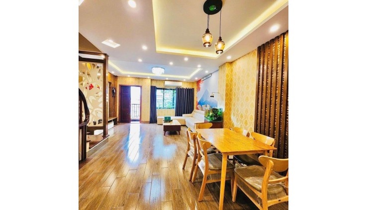 NHà 3 tầng HXH DƯƠNG ĐÌNH HỘI, 79m2, 3 tầng , 4 PN,tặng NT, Sổ vuông A4
