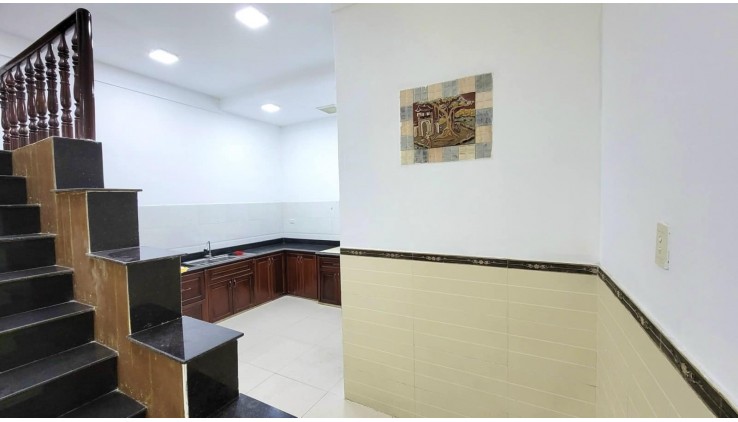 Nhà HXH ,gần Đại học Văn Hóa, Phước Long B, 139m2,4.5x30m, 2 tầng , 3 PN,Hoàn công