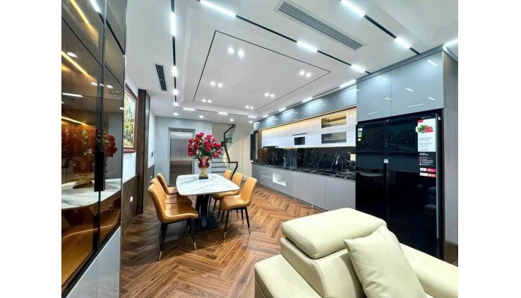 Nhà Nguyễn Duy Trinh, HXH, 80m2 ,3 tầng, 4 PN , Hoàn công