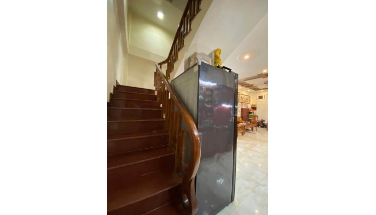 NHà HXH  Phước Long B, 141m2,4.7x30m, 2 tầng , 3 PN,Hoàn công