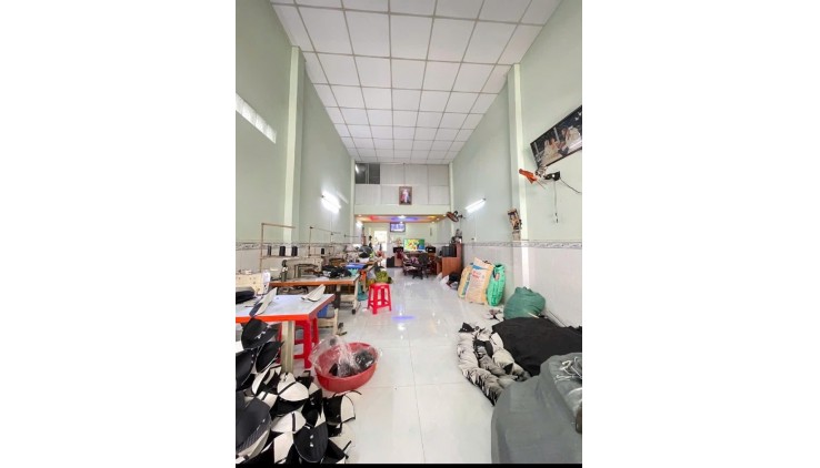 Bán nhà gần đường Phạm Văn Đồng, diện tích hơn 50m2, nở hậu, NHỈNH 4 TỶ