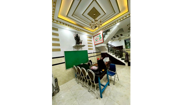 Cho thuê nhà 1T2L 4pn hẻm 6m Quốc Lộ 13 Hiệp Bình Phước