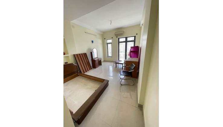 Cho thuê nhà mặt tiền Nguyễn Cửu Đàm 80m2, 2Lầu+ST-NGAY NGÃ TƯ
