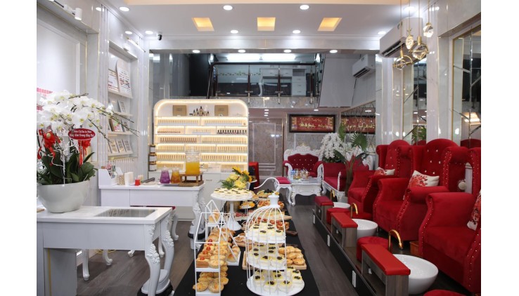 Sang nhượng gấp tiệm Nail  tại 312 Lê Đức Thọ, P6, Quận Gò vấp