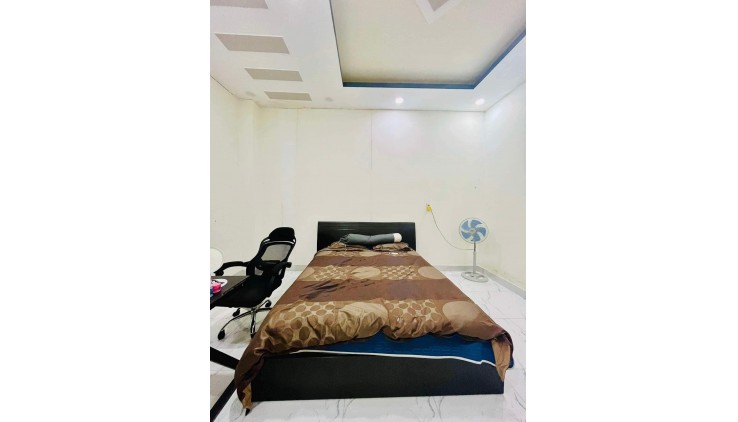 NHÀ KỀ BÊN HIỆP THÀNH CITY - NHÀ ĐẸP VÀO Ở NGAY - Ô TÔ TẢI RA VÀO THƯỜNG XUYÊN KHU SẦM UẤT 60m2 CHỈ 4 tỷ.