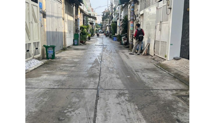 HÀ HẺM XE HƠI THÔNG 5 M - 74M2 - 3 TẦNG - chỉ 3,9 tỷ.
