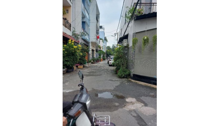 GẤP BÁN NHÀ 70M 2 TẦNG NỞ HẬU - GẦN AEON - HXH SÁT MẶT TIỀN GIÁ NHỈNH 5 TỶ