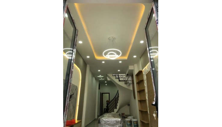 Đường Nguyên Hồng Quận Bình Thạnh Phường 11.