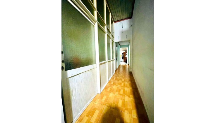 NHÀ MẶT TIỀN ĐƯỜNG NHỰA HUỲNH THỊ MÀI - GẦN CHỢ NHỎ TÂN HIỆP - VỪA Ở VỪA KINH DOANH. Chỉ 3,25 tỷ.