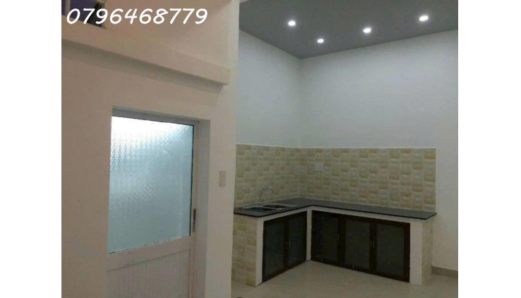 Cho thuê nhà nguyên căn - hẻm rộng 5m - vị trí kinh doanh - giá chỉ 12tr/th