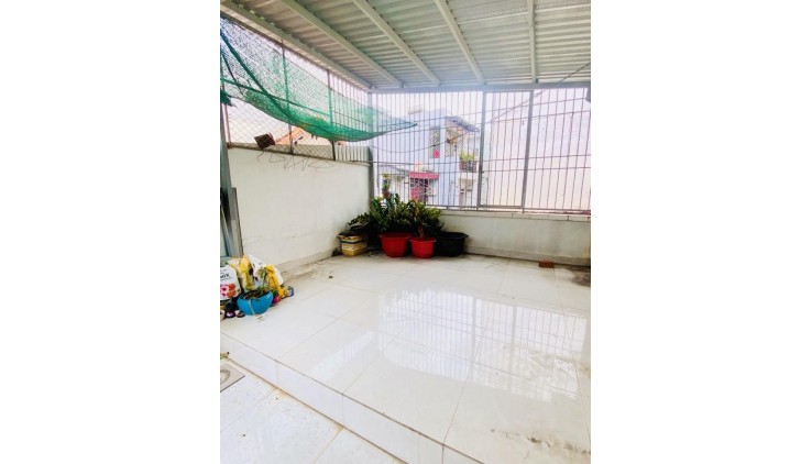 GẦN AEON - SÁT MẶT TIỀN - 55M(5X11) 2 TẦNG 3 PHÒNG NGỦ GIÁ 4 TỶ 1