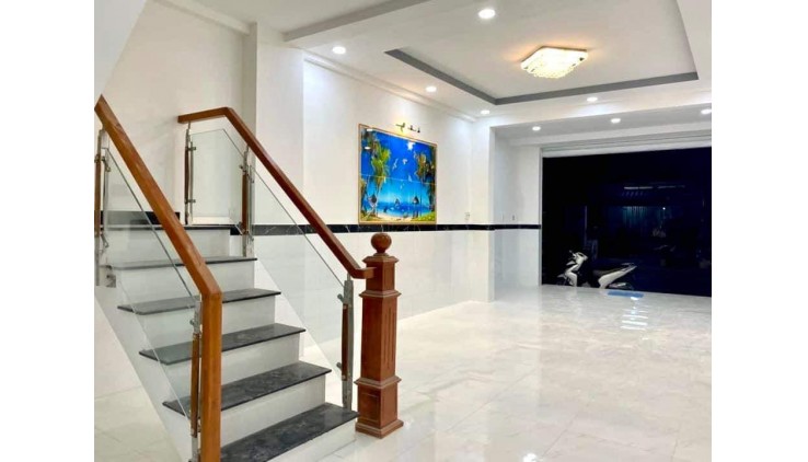 NHÀ  MẶT TIỀN ĐƯỜNG NHỰA NGUYỄN THỊ XINH - THỚI AN - KINH DOANH ĐA NGÀNH NGHỀ - Đang cho thuê 10tr/tháng.