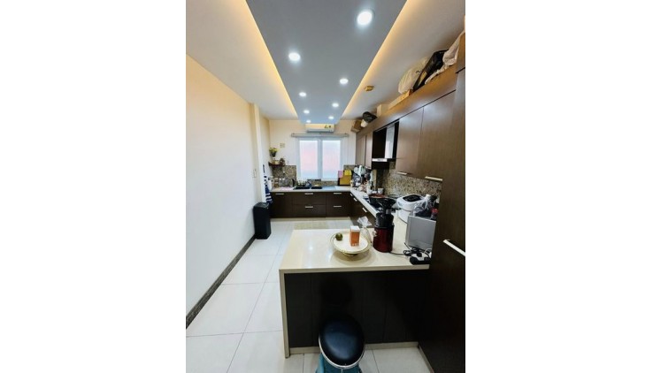 Đường Pham Ngọc Thạch Quận 3 Phường 6.
