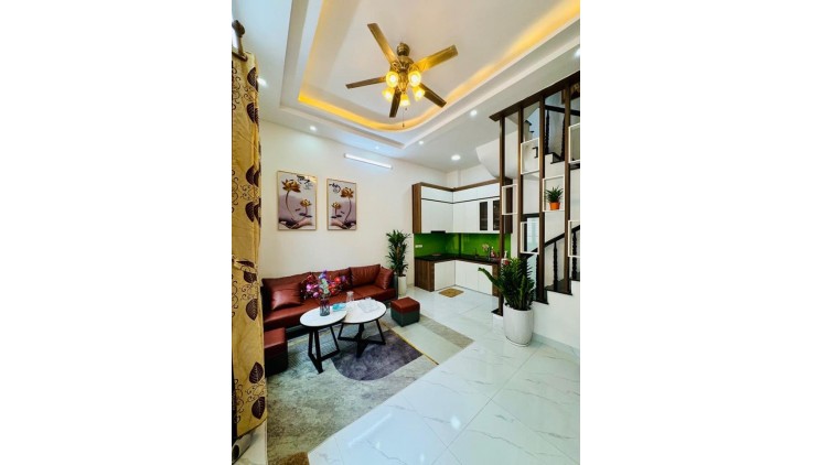 Nhà 4 tầng Phan Đình Phùng ,HXH, 40m2, 5 PN, HXH , Hoàn công
