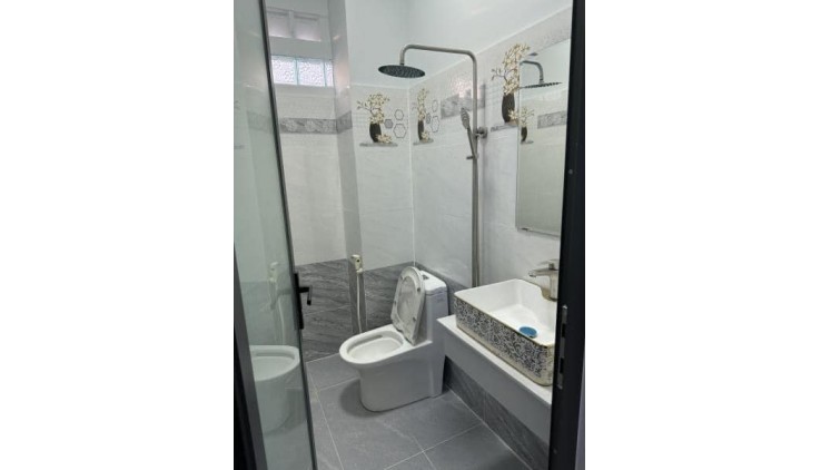 [KHÁCH SẠN MẶT TIỀN ĐƯỜNG] - KẾT CẤU 5 TẦNG - 4x30m - DÒNG TIỀN ỔN ĐỊNH - HUỲNH TẤN PHÁT