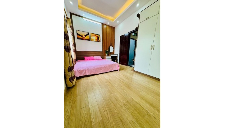 Nhà 4 tầng Phan Đình Phùng ,HXH, 40m2, 5 PN, HXH , Hoàn công