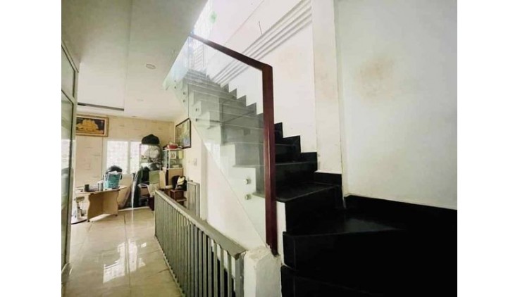 Hẻm Ôtô Trần Mình Quyền Quận 10 Phường 10.