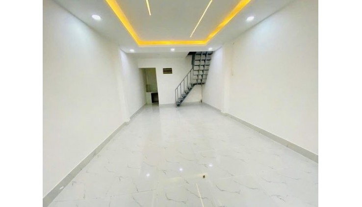 NHÀ MỚI ĐẸP Ở NGAY - NGAY AEON - SÁT MẶT TIỀN- 33M 2 TẦNG NHỈNH 3 TỶ XÍU
