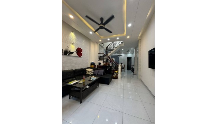 Đường Nguyễn Trung Trực Quận Bình Thạnh Phường 5.