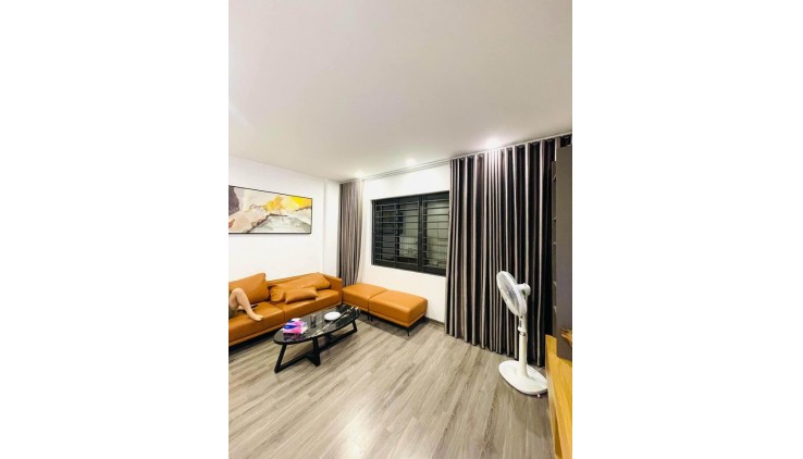 Nhà MT hẻm Đinh Tiên Hoàng - gần Cầu Bông, 70m2, 4 tầng ,3,5x20m, sổ đẹp , HC