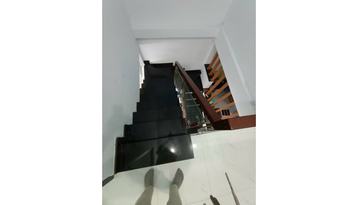 +1 Bán nhà Xô Viết Nghệ Tĩnh,p25, HXH, 30m2,3 tầng,4 PN , nhỉnh 4 tỷ