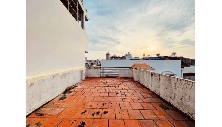 Đường Quang Trung Quận Gò Vấp Phường 14.