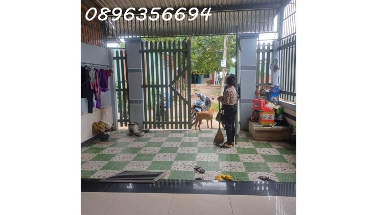 Bán nhà Đường Bà Điểm 4, Bà Điểm, Hóc Môn, 2922m2, giá 16 tỷ TL.