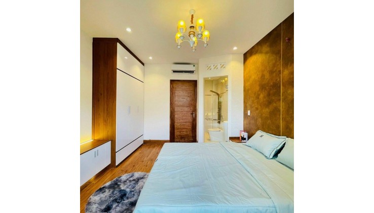 NHÀ MỚI 5 TẦNG- kế VẠN PHÚC CITY -ĐƯỜNG 8M THÔNG- TP. THỦ ĐỨC