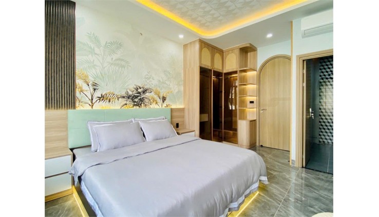 Nhà Mới Phường 11, Gò Vấp. Có Thang Máy + Tặng Nội Thất