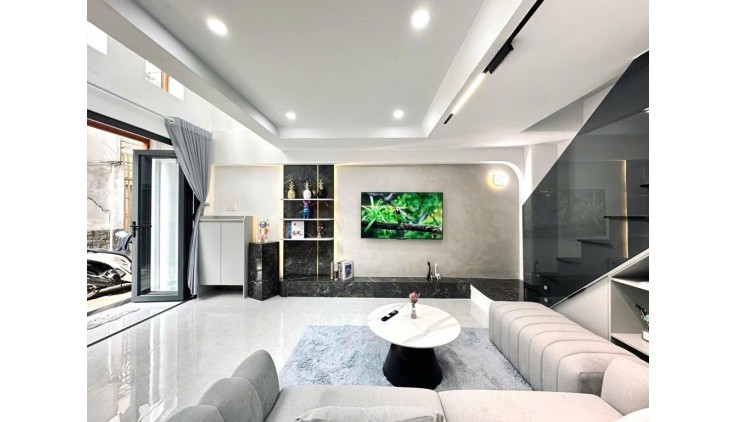 TRƯỜNG SA P.17 BÌNH THẠNH -Ngang gần 5m. NHÀ ĐẸP 4 TẦNG FULL NỘI THẤT - SÁT MẶT TIỀN - SỔ A4