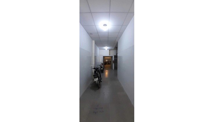 BÁN TÒA NHÀ VĂN PHÒNG - NGAY NHÀ GA T 3 TÂN SƠN NHẤT