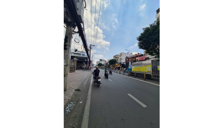 HẺM XE TẢI ĐƯỜNG NGUYỄN THỊ THẬP, P.BÌNH THUẬN, Q.7, 46M², 2 TẦNG, 6,7 TỶ.