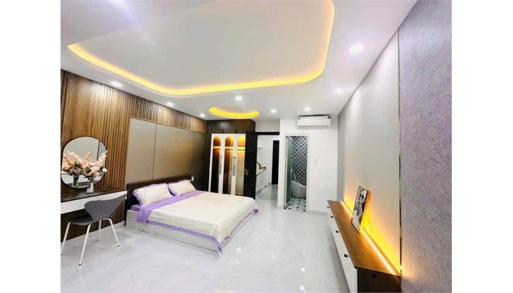 Nhà mới 4 Tầng, TK Tân Cổ Điển, Đường Số 2, Phường 3, Gần Sân Bay, chỉ 7 tỷ