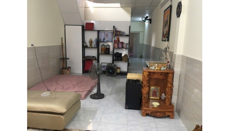Nhà mặt tiền Nguyễn Thị Huê, Bà Điểm, Hóc môn, 76m2, giá 6 tỷ 8 TL.