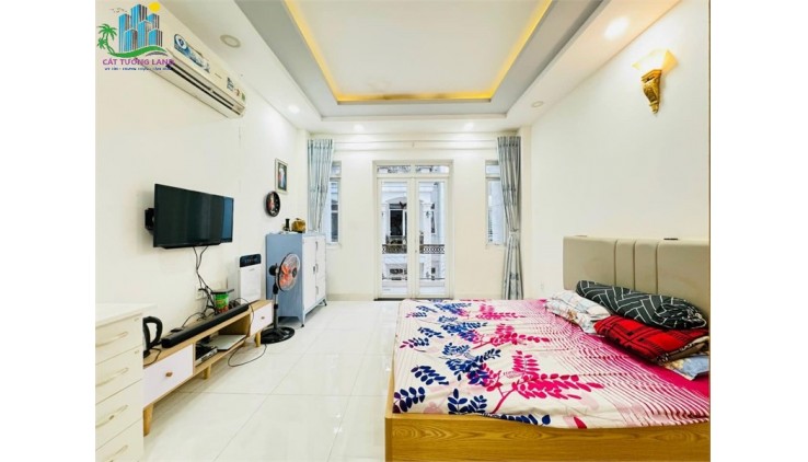 Nhà 4 Tầng, DT 4x13m. Khu Phân Lô, gần Công Viên, Thống nhất, Phường 15, chỉ 5.69 tỷ