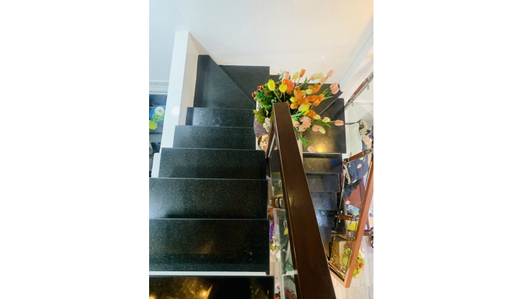Bán nhà Âu Dương Lân, phường 3, Quận 8, 3 lầu chỉ 5.28 tỷ
