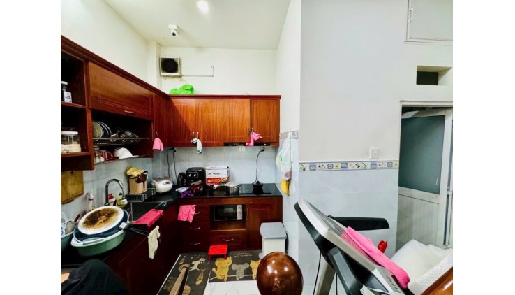 Bán nhà 50m ra MT đường số 27 P6 Gò vấp 2tầng 35m 3tỷ55 TL, Hoàn công