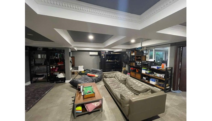 Bán biệt thự đẳng cấp view sông Quận 7, 370m2,8PN, hầm, chỉ 86 tỷ