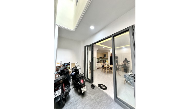 N43- Nhà Bán  4 TẦNG 4PN - Nguyễn Thị Huỳnh - 40m2 - Hẻm 3m -  NGANG To - 6 tỷ 5