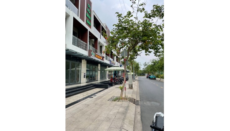 ĐẤT LỚN P THANH XUÂN Q12