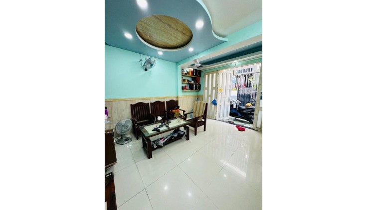Bán nhà Nguyễn Sỹ Sách, Phường 15, Tân Bình, 38m2 (4.1 x 9) x 2 tầng, Chỉ 3.5 tỷ TL